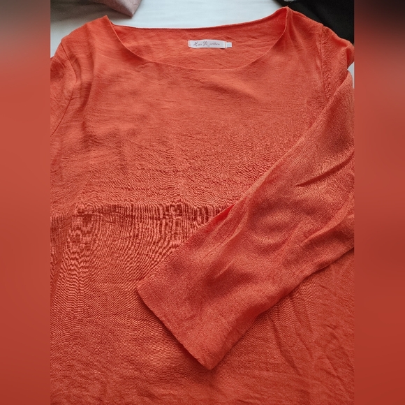 Beauifull stylish Lawn shirt - Picture 2 of 5